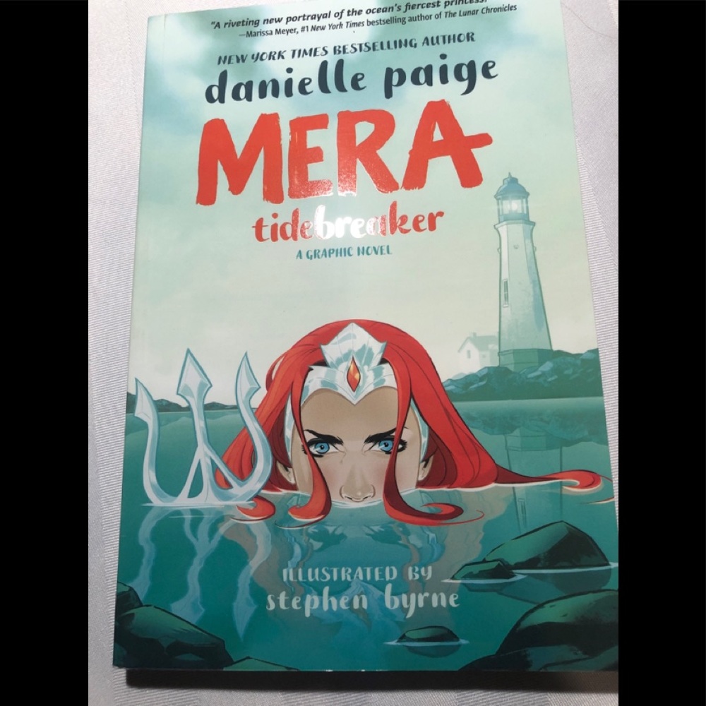 MERA Tidebreaker Graphic novel 🎈 2 for $15 🎈